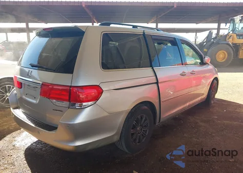 2009 Honda Odyssey Touring z USA, uszkodzony, nr VIN 5FNRL38819B021352